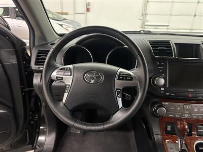 2012 Toyota Highlander Limited - Photo 18 - Portland, OR 97220