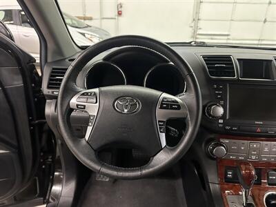 2012 Toyota Highlander Limited   - Photo 18 - Portland, OR 97220