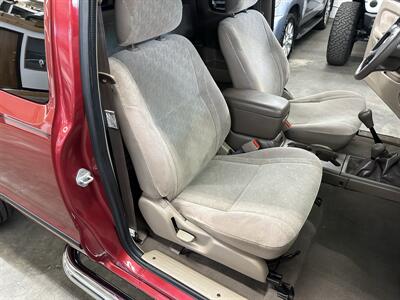 2001 Toyota Tacoma V6 2dr Xtracab V6 - Photo 26 - Portland, OR 97220