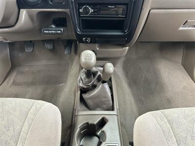 2001 Toyota Tacoma V6 2dr Xtracab V6 - Photo 18 - Portland, OR 97220