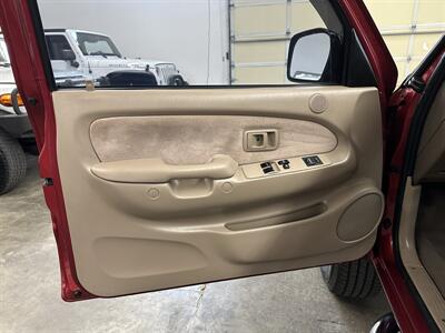 2001 Toyota Tacoma V6 2dr Xtracab V6 - Photo 21 - Portland, OR 97220
