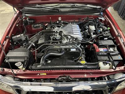 2001 Toyota Tacoma V6 2dr Xtracab V6 - Photo 9 - Portland, OR 97220