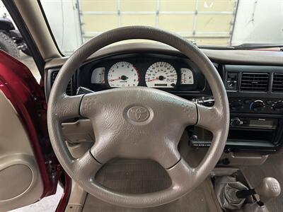 2001 Toyota Tacoma V6 2dr Xtracab V6 - Photo 17 - Portland, OR 97220