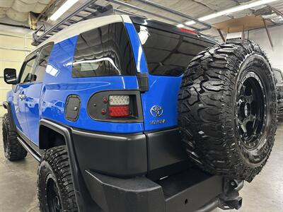 2007 Toyota FJ Cruiser 4dr SUV - Photo 22 - Portland, OR 97220