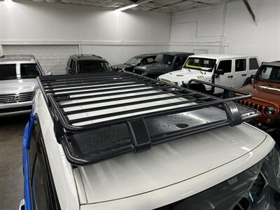 2007 Toyota FJ Cruiser 4dr SUV - Photo 9 - Portland, OR 97220