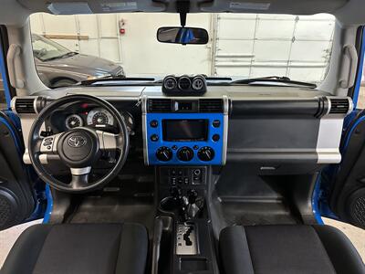 2007 Toyota FJ Cruiser 4dr SUV   - Photo 21 - Portland, OR 97220