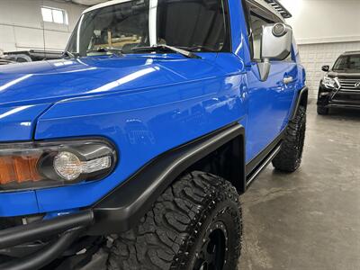 2007 Toyota FJ Cruiser 4dr SUV - Photo 16 - Portland, OR 97220