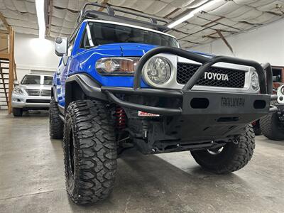 2007 Toyota FJ Cruiser 4dr SUV - Photo 13 - Portland, OR 97220