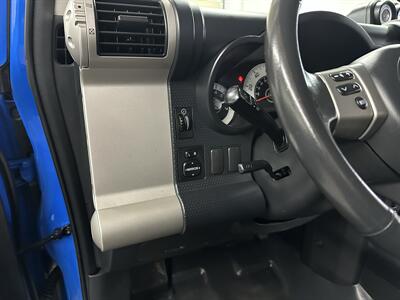 2007 Toyota FJ Cruiser 4dr SUV - Photo 55 - Portland, OR 97220
