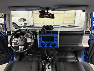 2007 Toyota FJ Cruiser 4dr SUV - Photo 53 - Portland, OR 97220