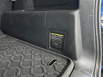 2007 Toyota FJ Cruiser 4dr SUV   - Photo 38 - Portland, OR 97220