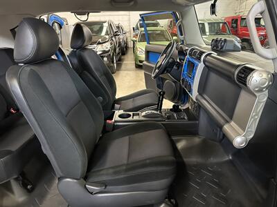 2007 Toyota FJ Cruiser 4dr SUV   - Photo 36 - Portland, OR 97220