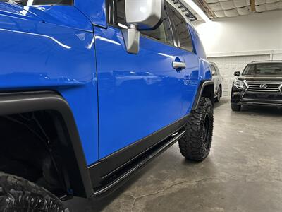 2007 Toyota FJ Cruiser 4dr SUV - Photo 18 - Portland, OR 97220