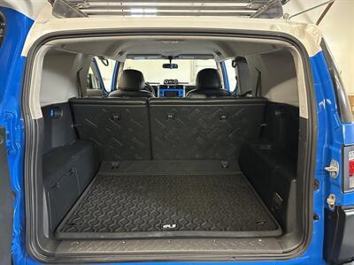 2007 Toyota FJ Cruiser 4dr SUV - Photo 20 - Portland, OR 97220