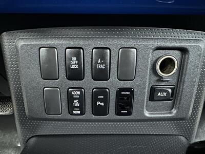 2007 Toyota FJ Cruiser 4dr SUV - Photo 61 - Portland, OR 97220