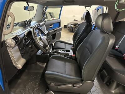 2007 Toyota FJ Cruiser 4dr SUV   - Photo 35 - Portland, OR 97220