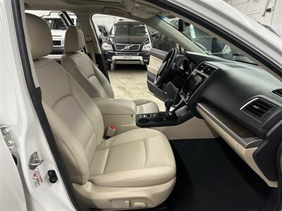 2019 Subaru Outback 3.6R Limited   - Photo 12 - Portland, OR 97220