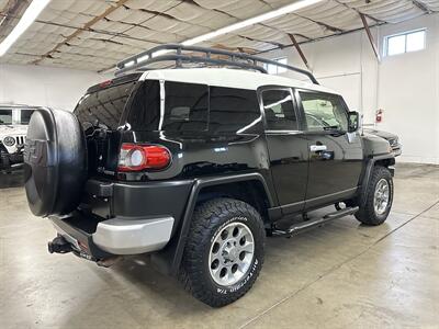 2013 Toyota FJ Cruiser   - Photo 3 - Portland, OR 97220