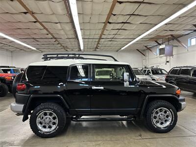 2013 Toyota FJ Cruiser   - Photo 2 - Portland, OR 97220