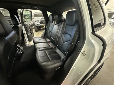 2014 Porsche Cayenne GTS - Photo 51 - Portland, OR 97220