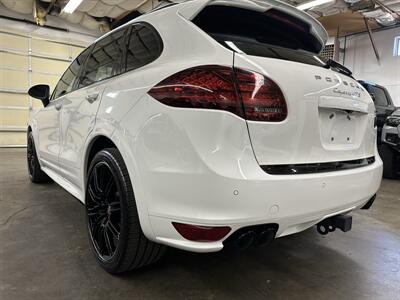 2014 Porsche Cayenne GTS - Photo 25 - Portland, OR 97220