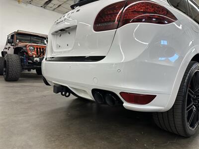 2014 Porsche Cayenne GTS - Photo 28 - Portland, OR 97220