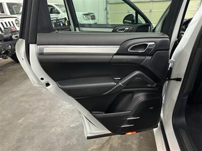 2014 Porsche Cayenne GTS - Photo 65 - Portland, OR 97220
