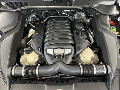 2014 Porsche Cayenne GTS - Photo 38 - Portland, OR 97220
