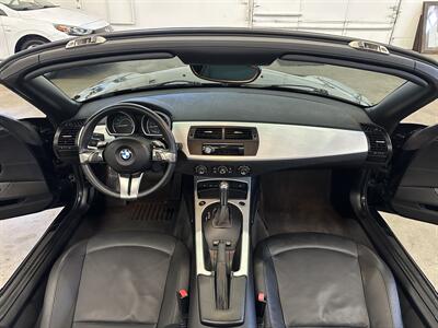 2006 BMW Z4 3.0i   - Photo 14 - Portland, OR 97220