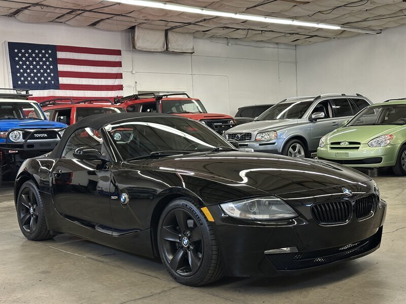 2006 BMW Z4 3.0i   - Photo 1 - Portland, OR 97220