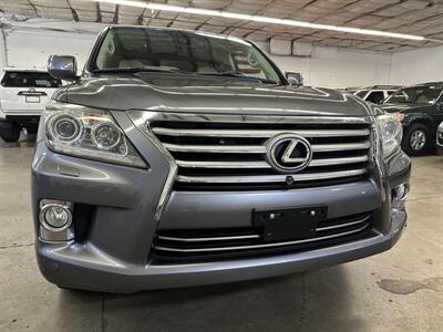 2013 Lexus LX 570   - Photo 39 - Portland, OR 97220