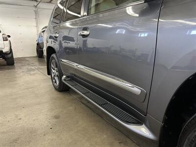 2013 Lexus LX 570   - Photo 41 - Portland, OR 97220