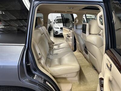 2013 Lexus LX 570   - Photo 13 - Portland, OR 97220