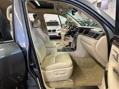 2013 Lexus LX 570   - Photo 14 - Portland, OR 97220