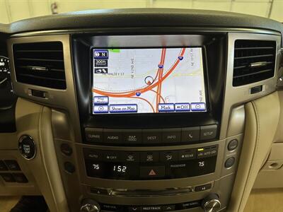 2013 Lexus LX 570   - Photo 23 - Portland, OR 97220