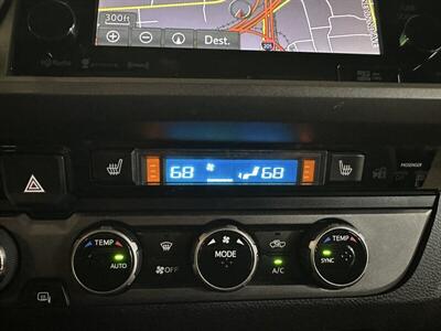 2017 Toyota Tacoma TRD Off-Road   - Photo 27 - Portland, OR 97220