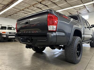 2017 Toyota Tacoma TRD Off-Road   - Photo 34 - Portland, OR 97220