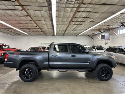 2017 Toyota Tacoma TRD Off-Road   - Photo 2 - Portland, OR 97220