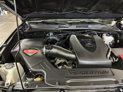 2017 Toyota Tacoma TRD Off-Road   - Photo 38 - Portland, OR 97220