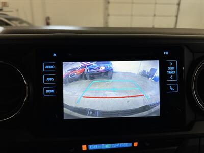 2017 Toyota Tacoma TRD Off-Road   - Photo 23 - Portland, OR 97220