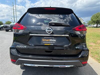 2019 Nissan Rogue SV   - Photo 6 - Hagerstown, MD 21740