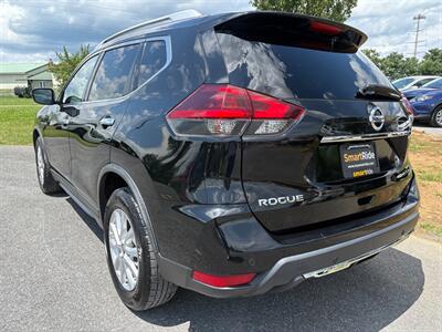 2019 Nissan Rogue SV   - Photo 5 - Hagerstown, MD 21740