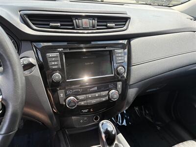 2019 Nissan Rogue SV   - Photo 15 - Hagerstown, MD 21740