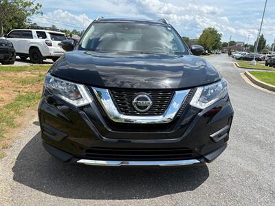 2019 Nissan Rogue SV   - Photo 2 - Hagerstown, MD 21740