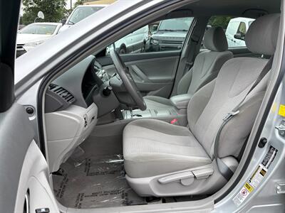 2011 Toyota Camry LE   - Photo 12 - Hagerstown, MD 21740