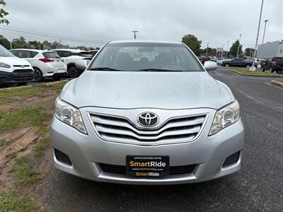 2011 Toyota Camry LE   - Photo 2 - Hagerstown, MD 21740