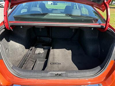 2021 Nissan Altima 2.5 SR   - Photo 5 - Hagerstown, MD 21740