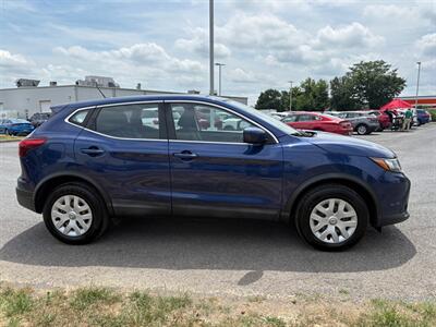 2019 Nissan Rogue Sport S   - Photo 5 - Hagerstown, MD 21740