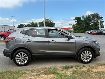 2021 Nissan Rogue Sport S   - Photo 5 - Hagerstown, MD 21740