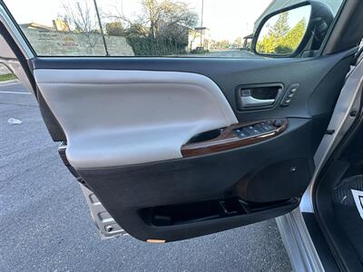 2020 Toyota Sienna XLE 7-Passenger  HANDICAP WHEELCHAIR ACCESSIBLE VAN - Photo 7 - Sacramento, CA 95821